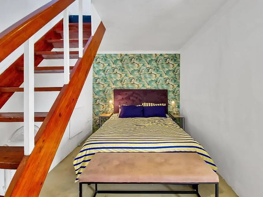 Cosy B&B At The Foothills Of Table Mountain-Secure Cape Town Inn