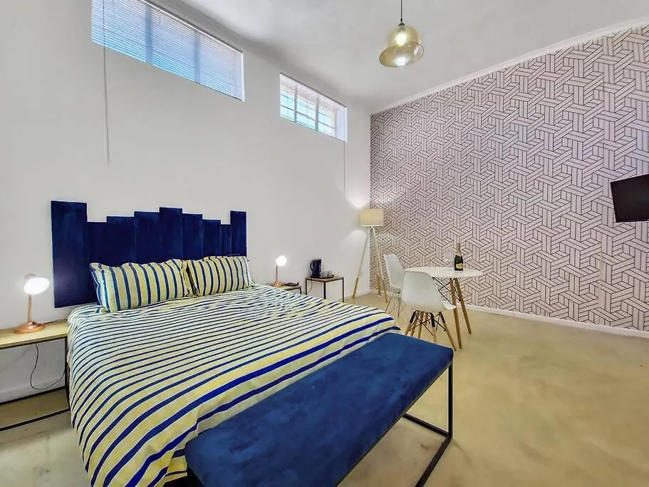 Cosy B&B At The Foothills Of Table Mountain-Secure Cape Town South Africa